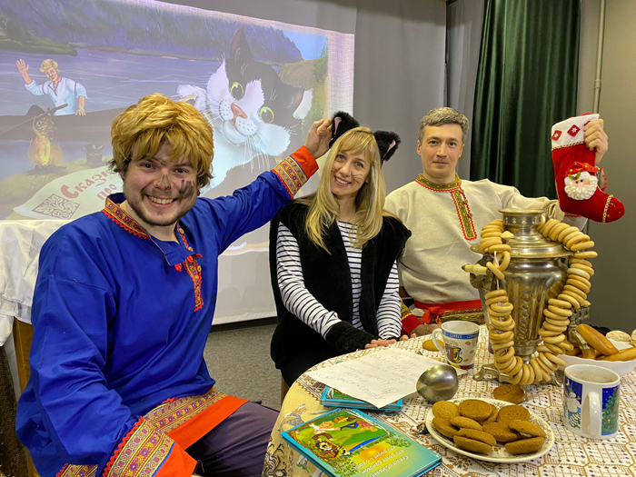 Сказка об Иване и Домовом. Кузьма Шац, Светлана Есакова, Алексей Сазонов